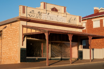 South Australia 2011 - Album 2
 Hero