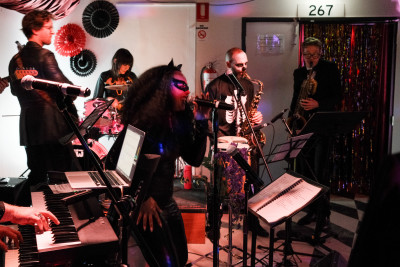 Lake Minnetonka at Odeon
 Hero