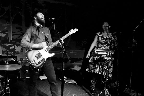 Liam Finn at Newtown Workers' Club
 Hero