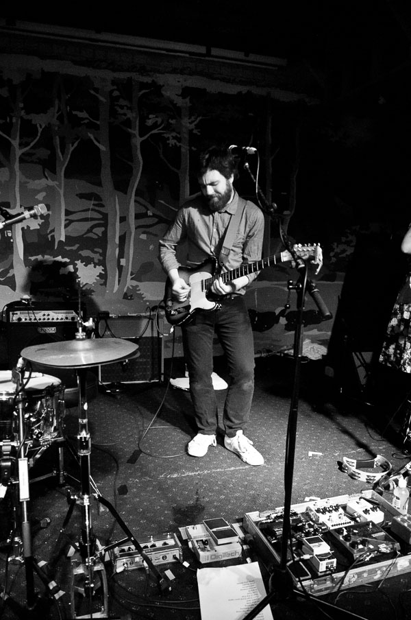 Liam Finn at the Workers club
 Hero