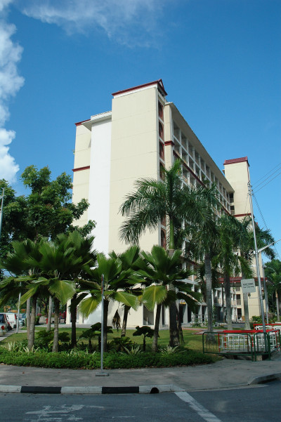 Kampong Kayu
 Hero