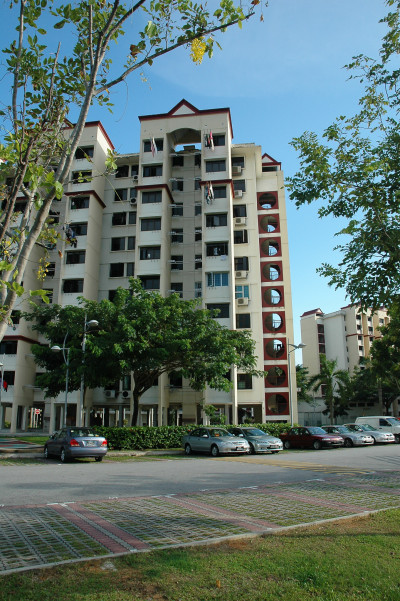 Kampong Kayu
 Hero